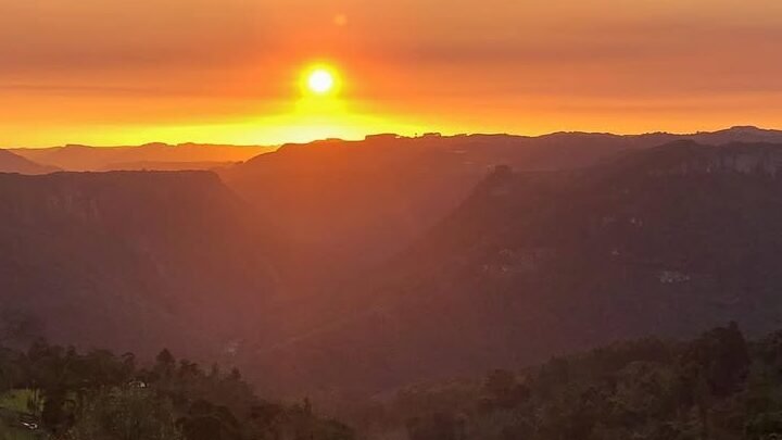 15 pontos turísticos imperdíveis em Gramado e Canela 6 Por do Sol no Olivas de Gramado.