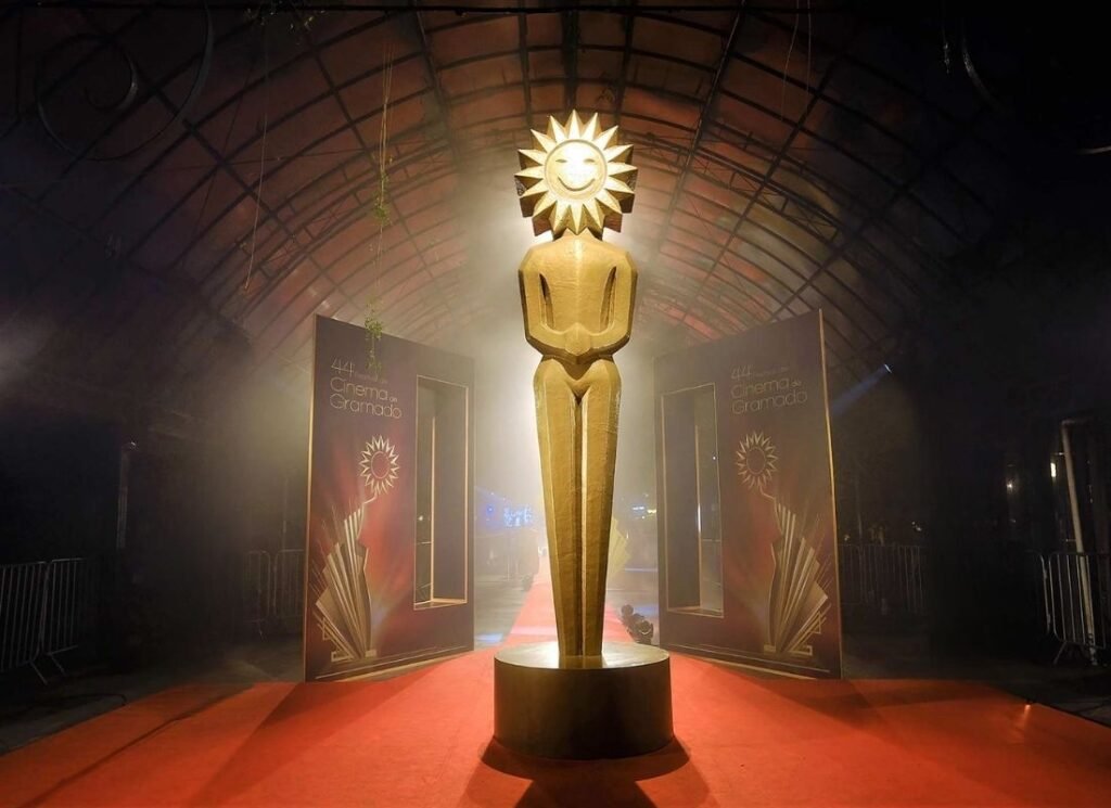 53º Festival de Cinema de Gramado 2025 2 Foto kikito