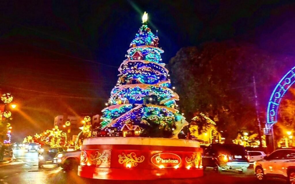 Free Attractions at Gramado's Christmas Light Festival 10 arvore natal gramado1 edited