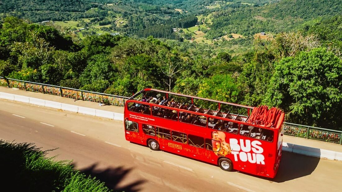 Catedral de Pedra de Canela: Guía Completa 4 Autobús de turismo en Gramado