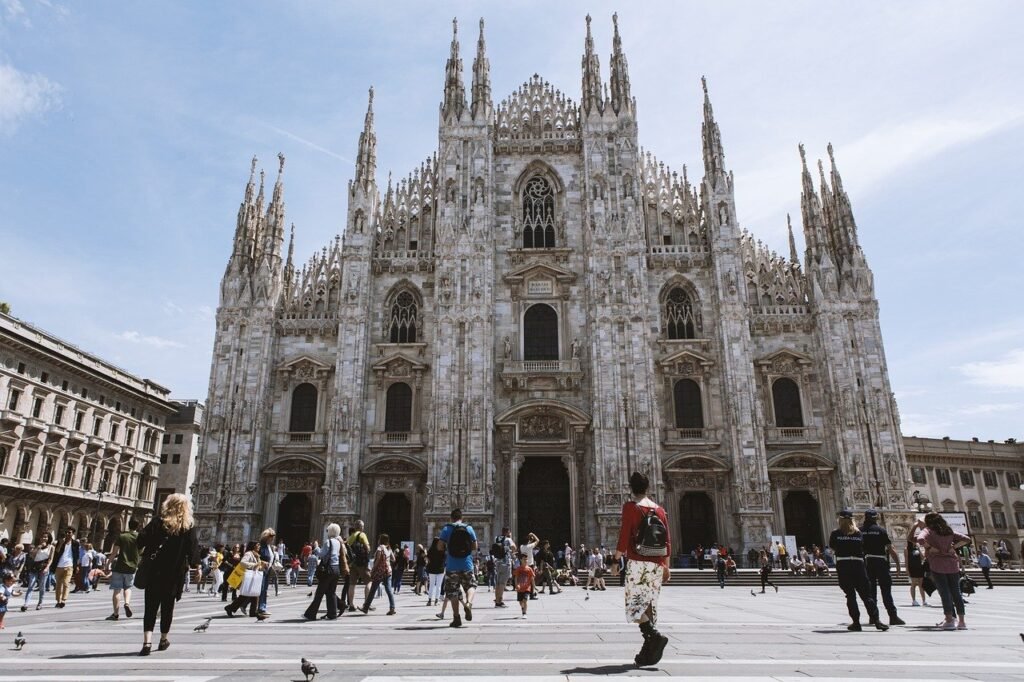 Milan Duomo: The Ultimate Guide to an Unforgettable Visit 8 duomo di milano pexels