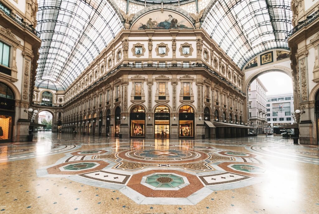 Duomo de Milão: Guia Completo para Sua Visita Inesquecível 3 Foto interna da Galleria Vittorio Emanuele II