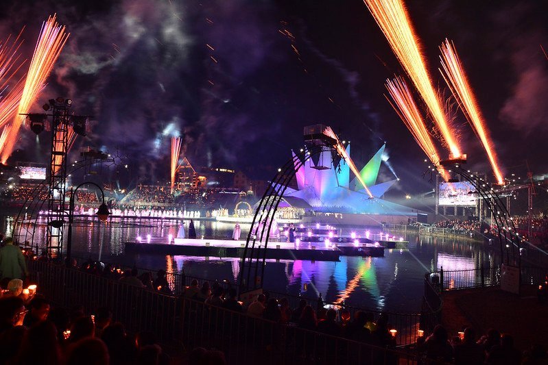 Natal Luz de Gramado 2024 / 2025: O Espetáculo que Encanta Corações 3 O Espetáculo Noturno: Nativitaten no Lago Joaquina Rita Bier